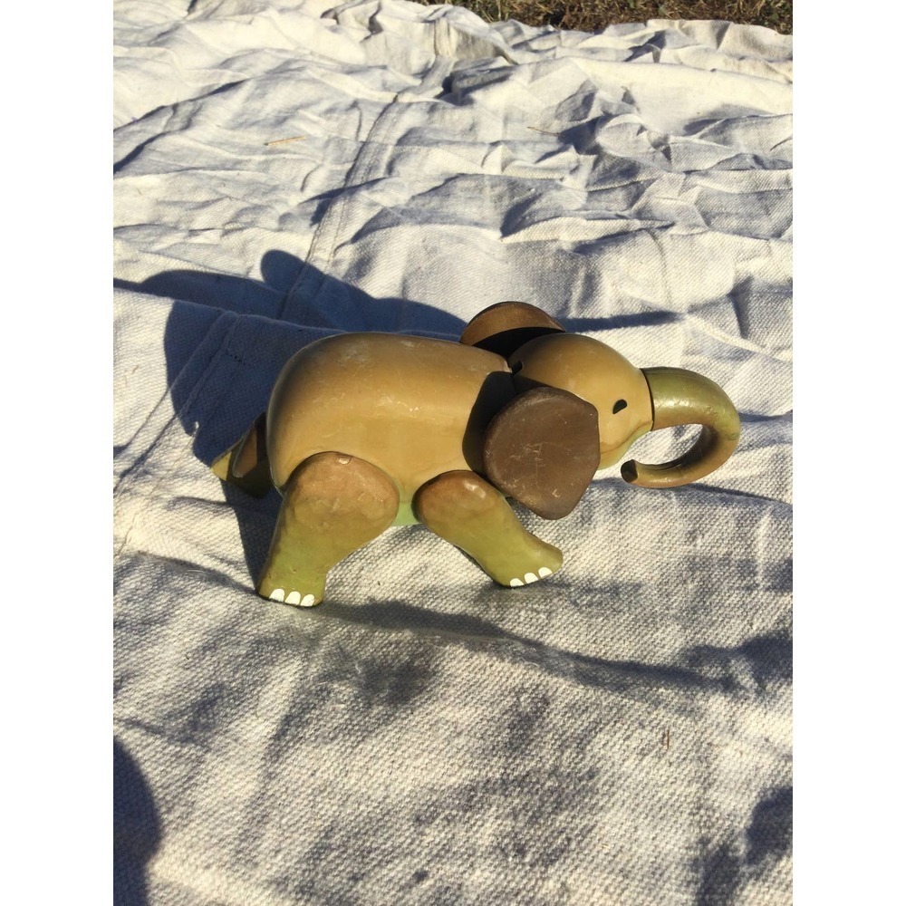 Vintage e-rr toy elephant 4” 4 in Hong Kong‎ green Moveable safari Africa